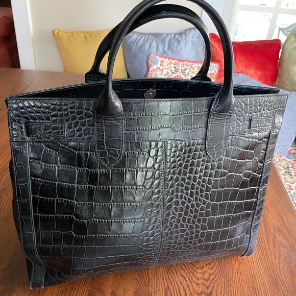 Black Crocodile Print Leather Bag - Picture 10 of 16